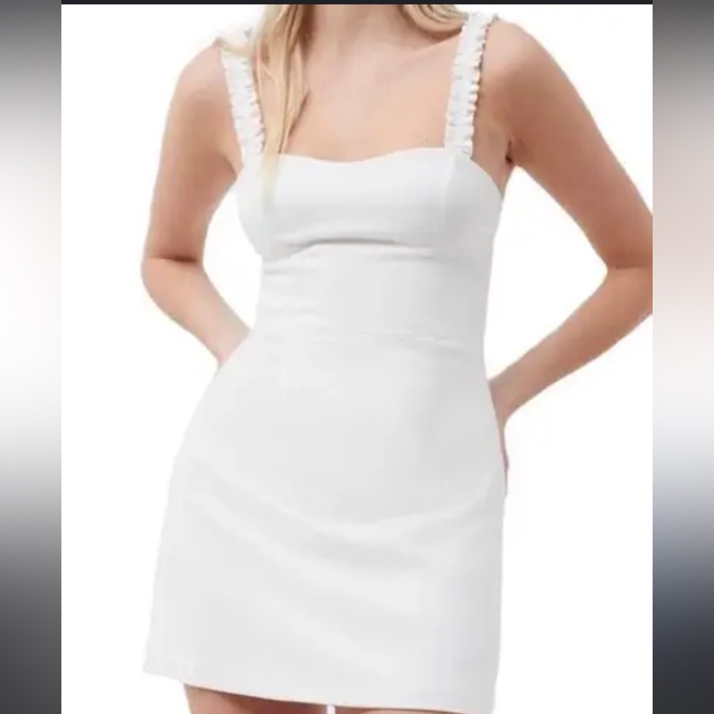 White French Connection Whisper Ruffle Sweetheart Dress